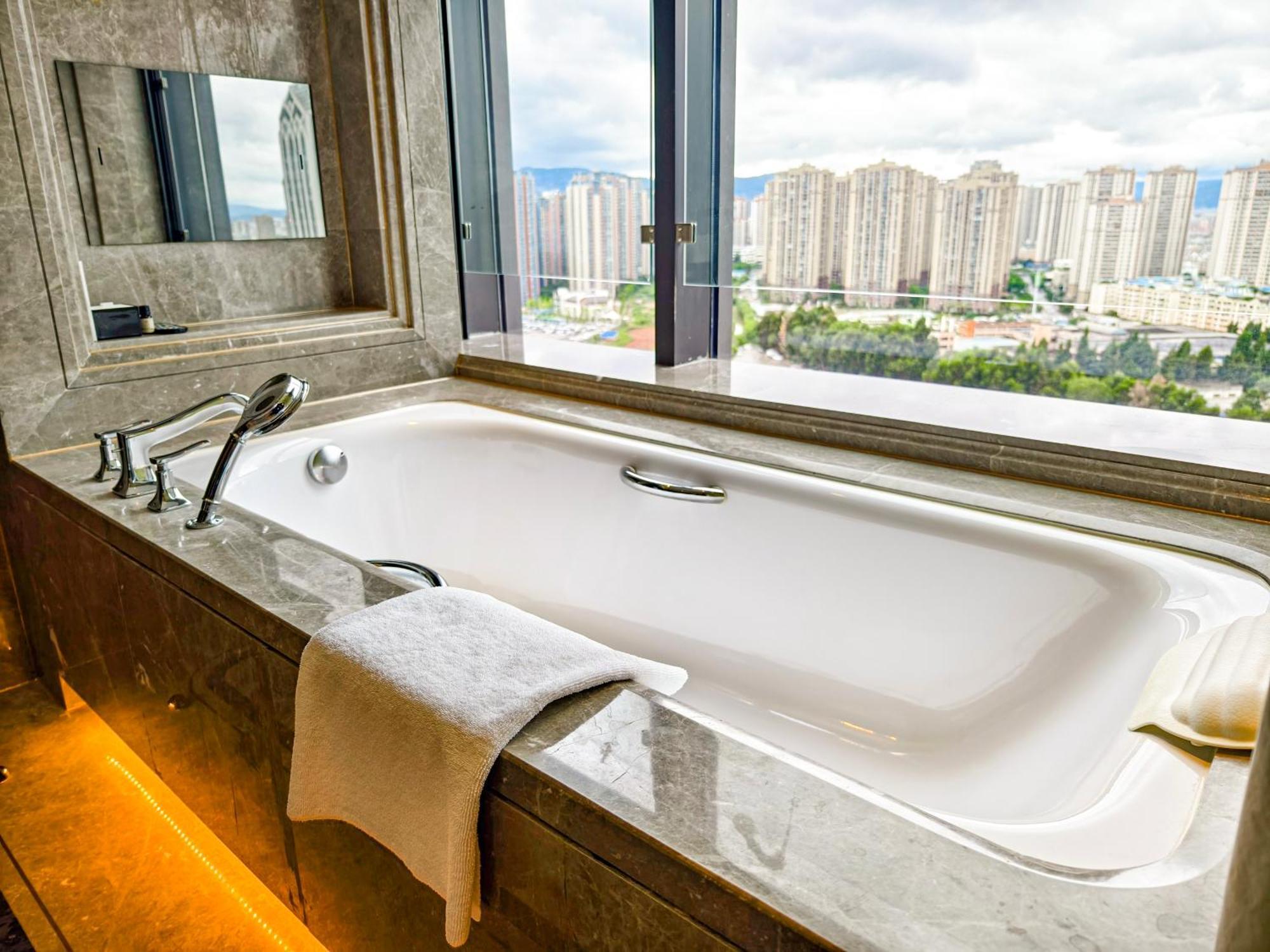 Hotel Wanda Vista Kunming Exterior foto
